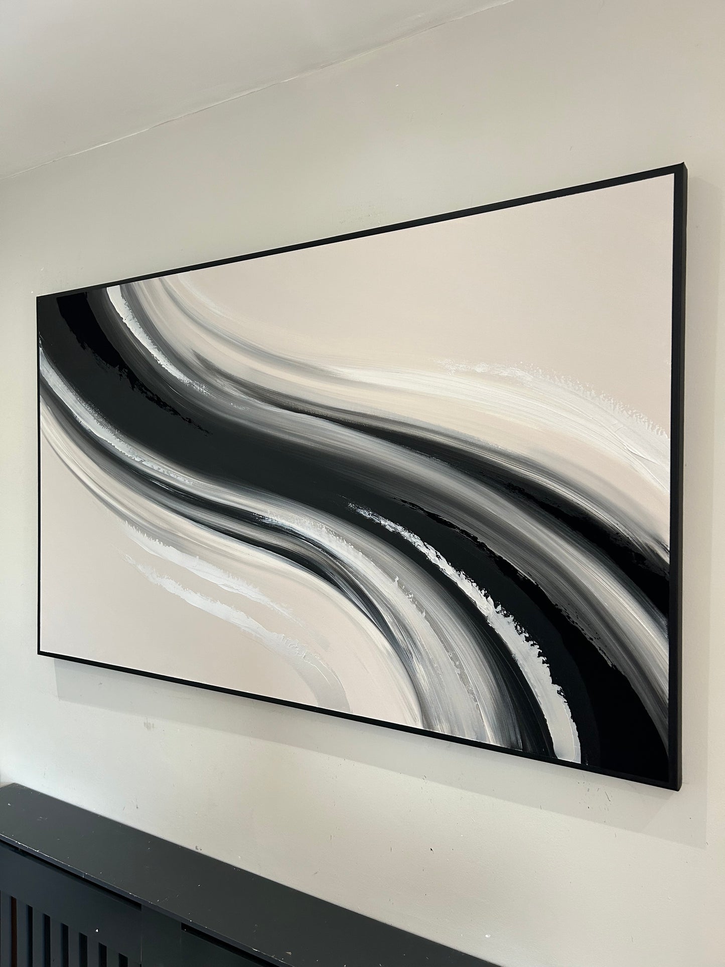 Black & Pearl Swirl