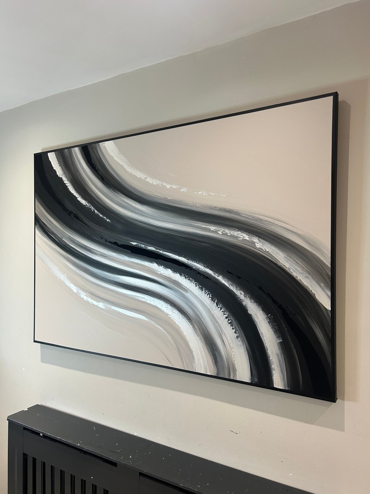Black & Pearl Swirl