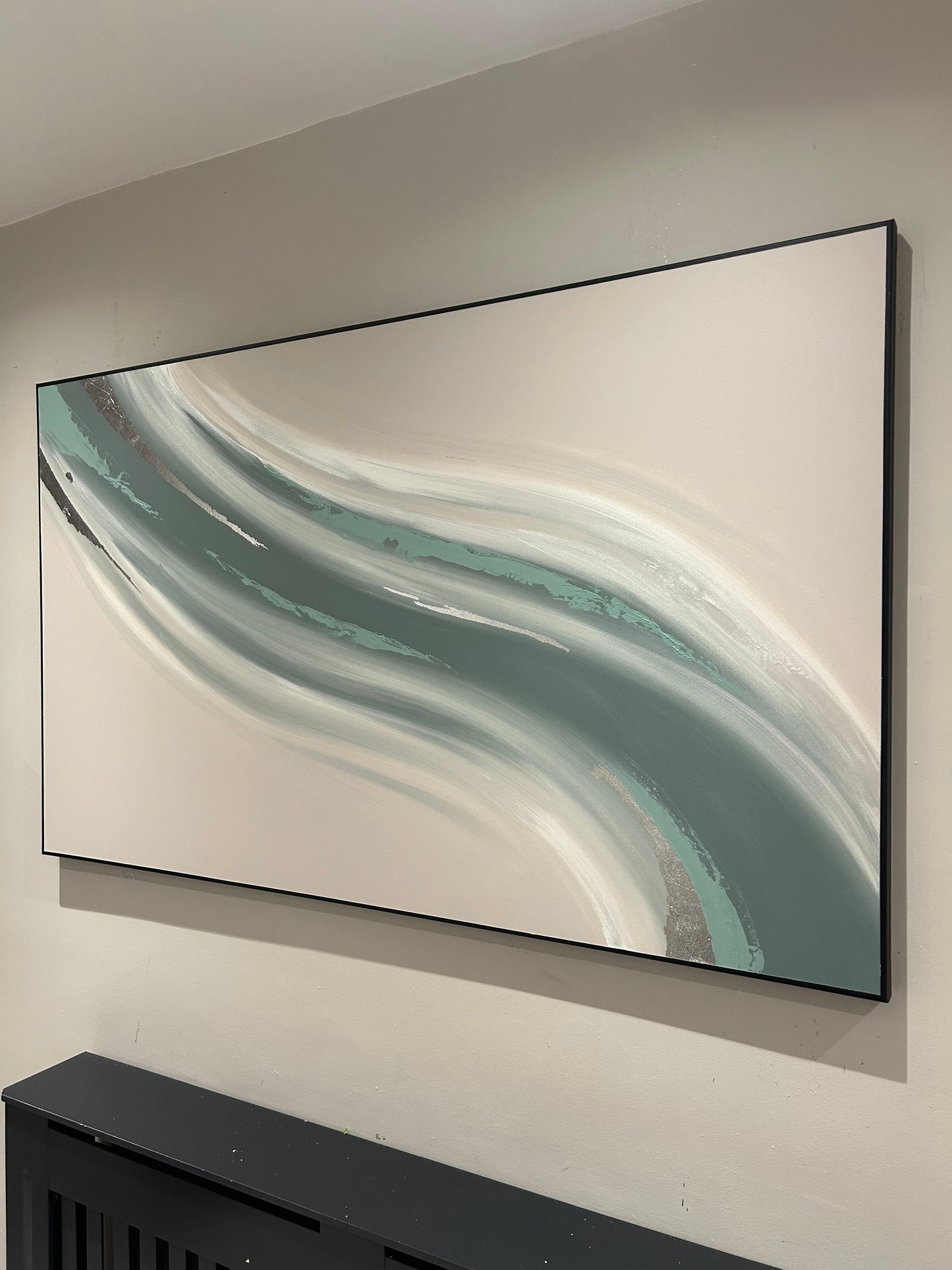 Green, Beige & Silver Wave